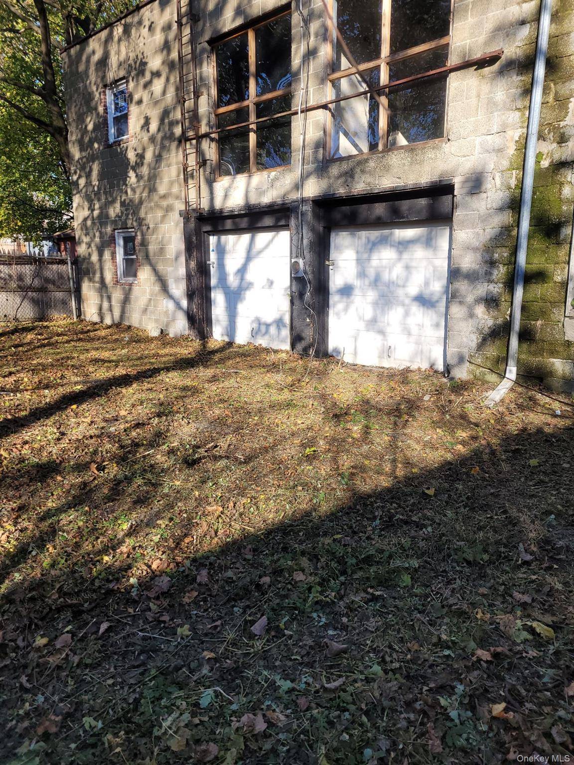 18 Hasbrouck ST, Newburgh, NY 12550