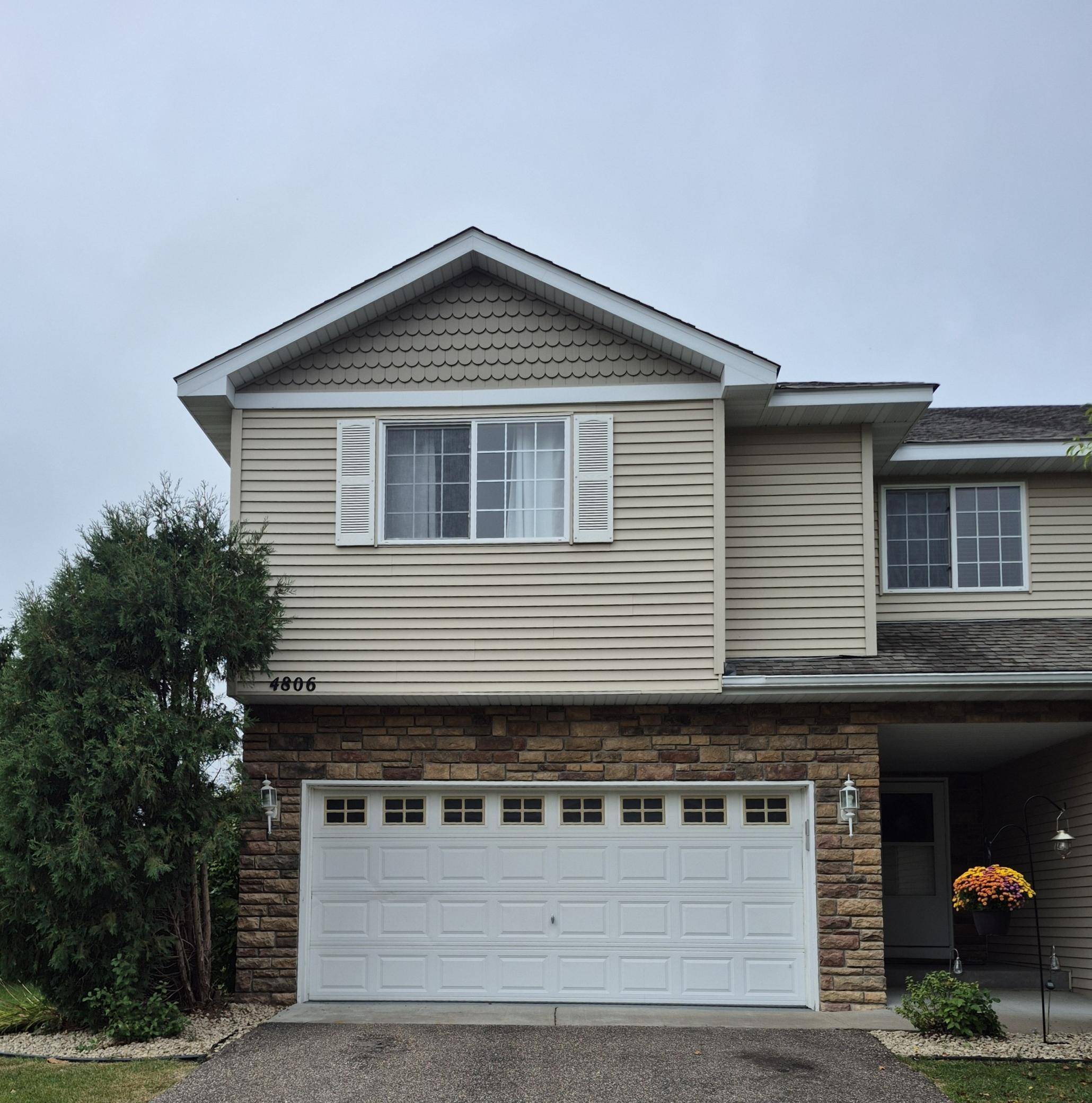 4806 200th ST N, Forest Lake, MN 55025