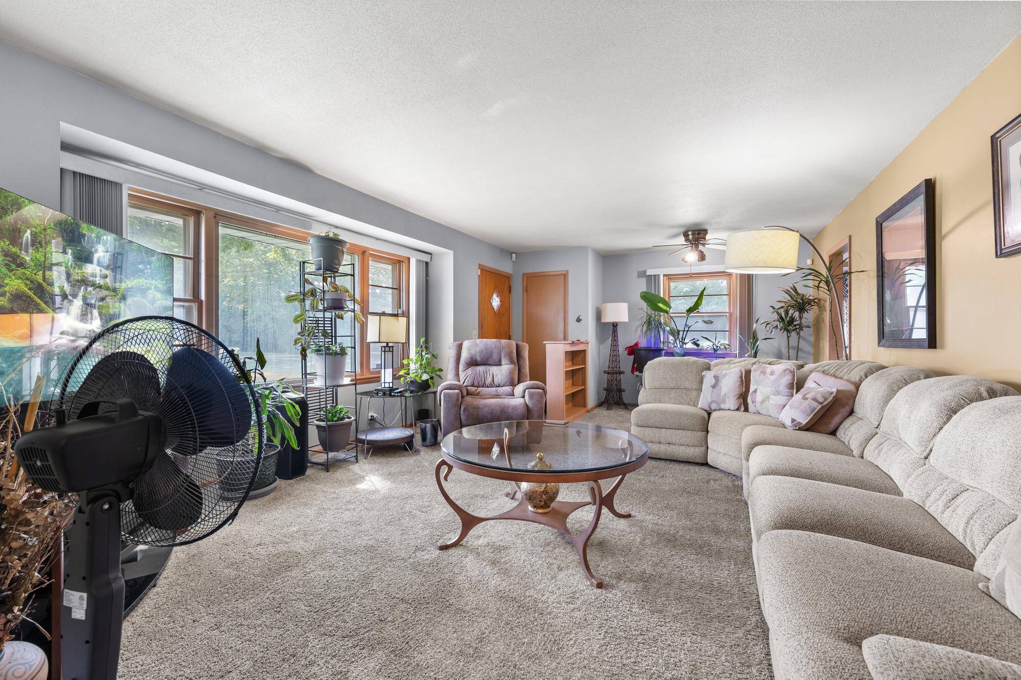 6701 Regent AVE N, Brooklyn Center, MN 55429