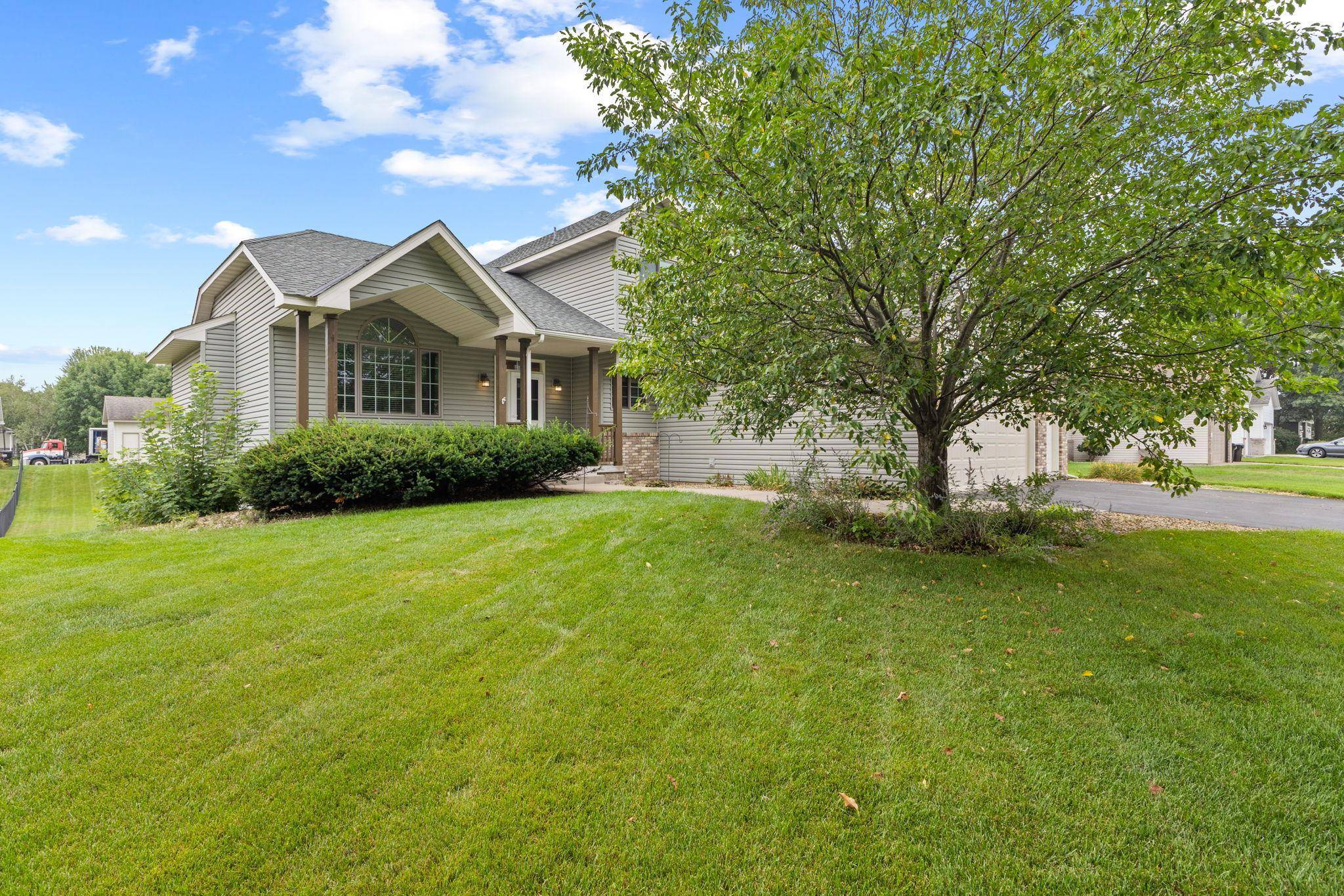 1454 159th AVE NW, Andover, MN 55304