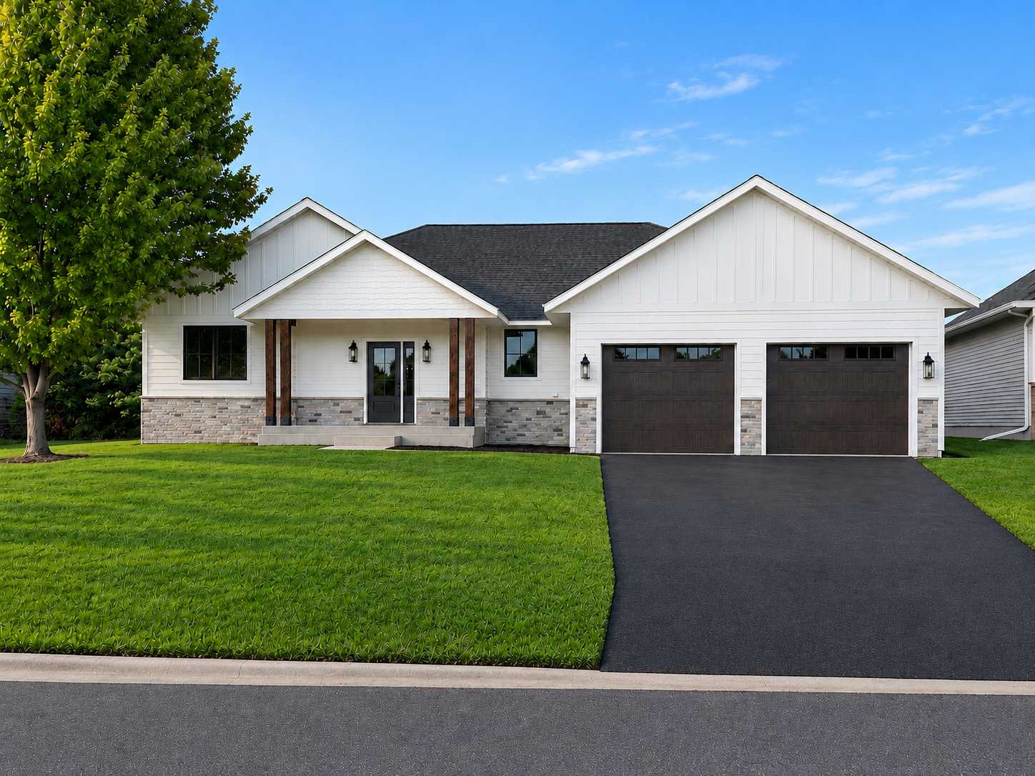1215 Moor Stone DR NE, Alexandria, MN 56308