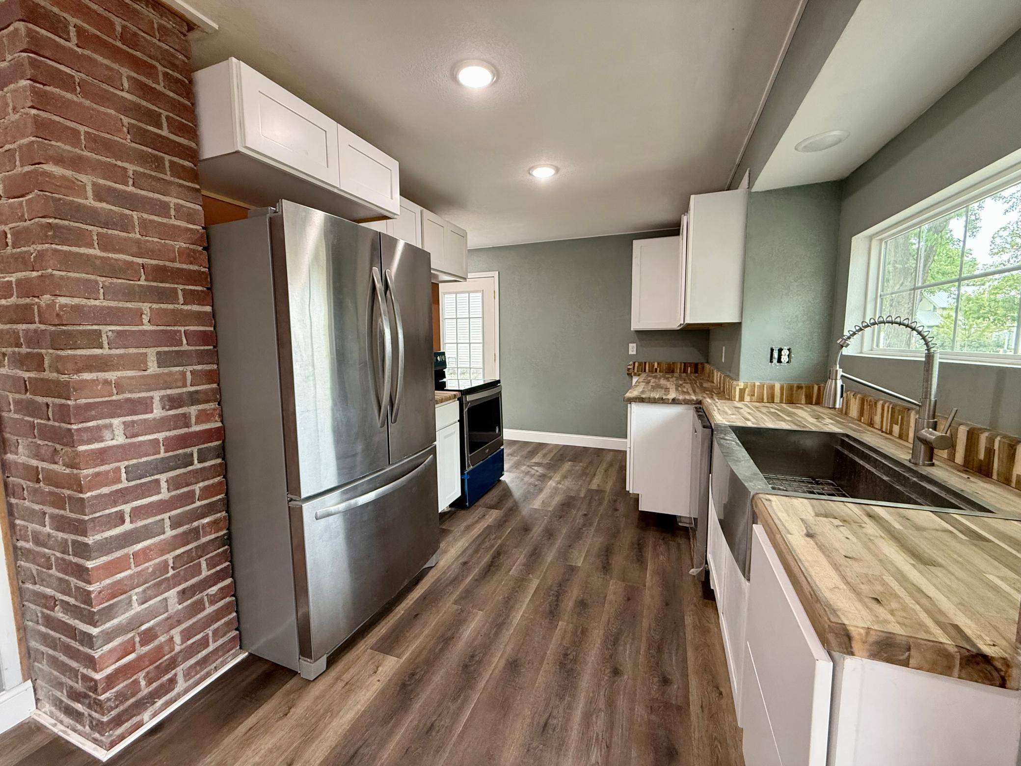 131 N Drury ST, Redwood Falls, MN 56283
