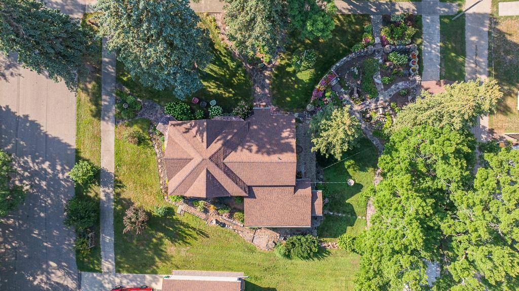200 N Park ST, Hendricks, MN 56136