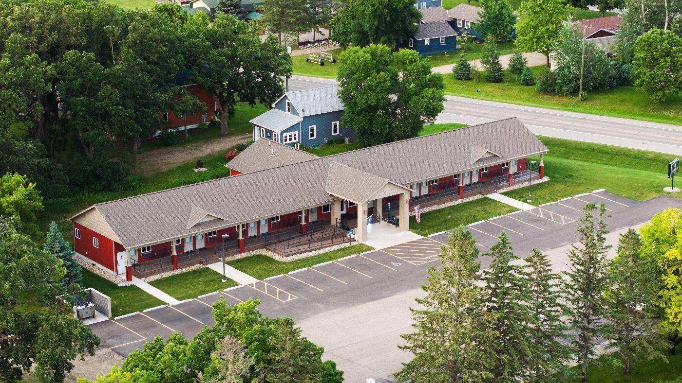 102 Glenhaven DR, Battle Lake, MN 56515
