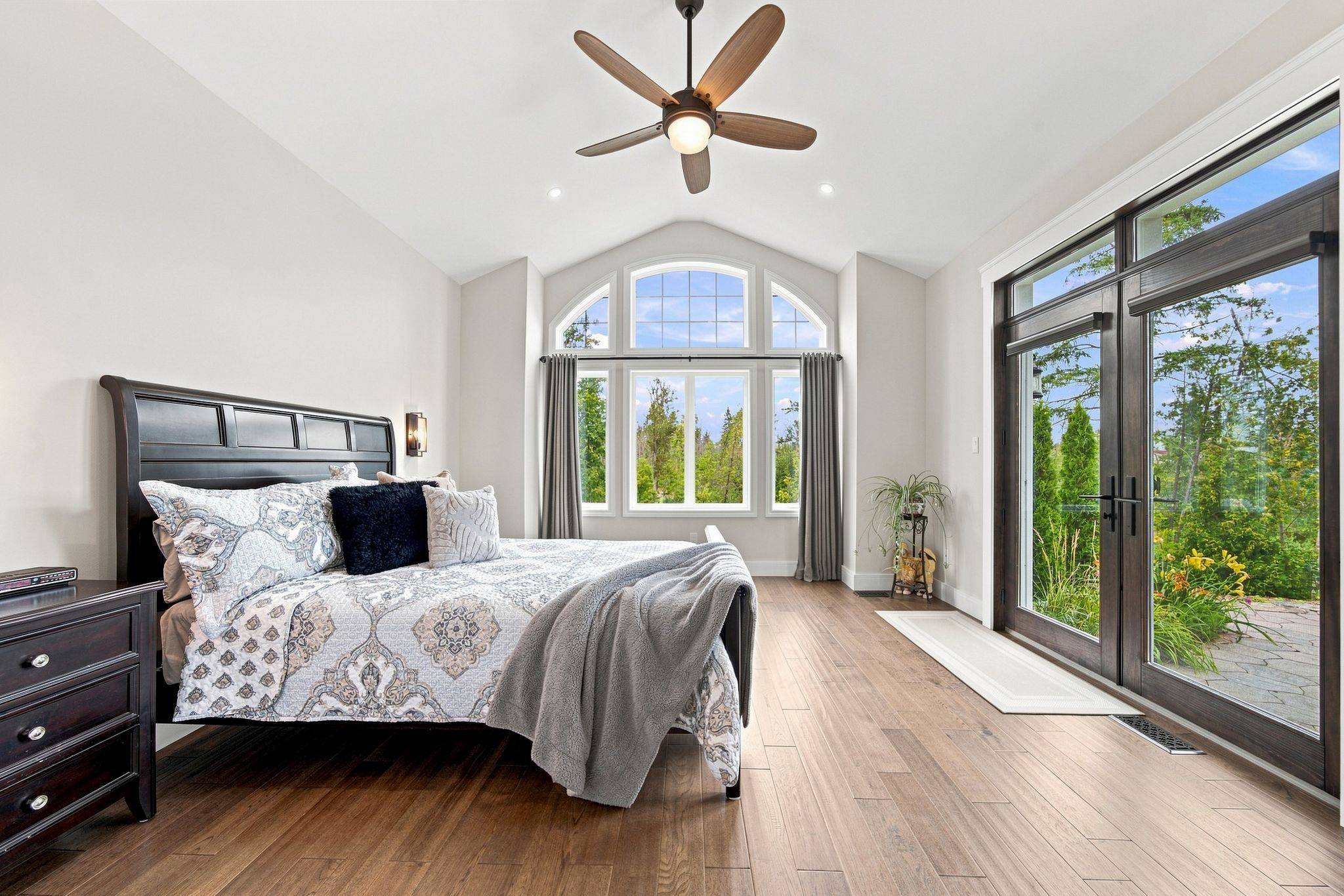 32 Mclarens Creek RD, Kawartha Lakes, ON K0M 1G0