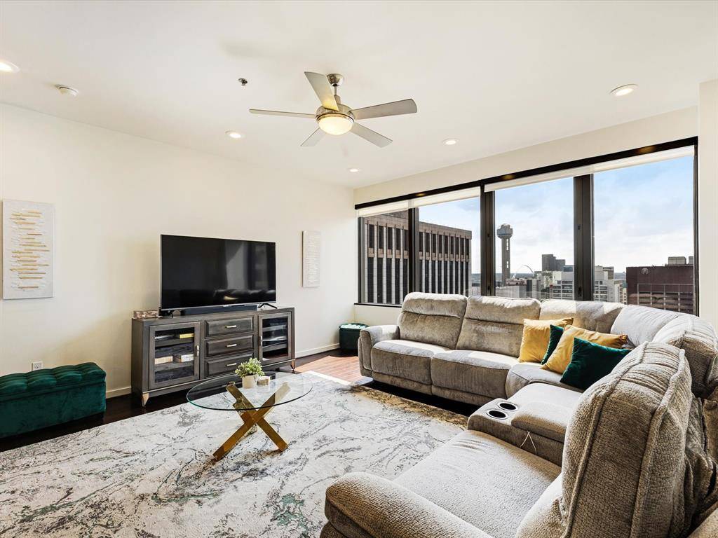 1200 Main Street #1404, Dallas, TX 75202