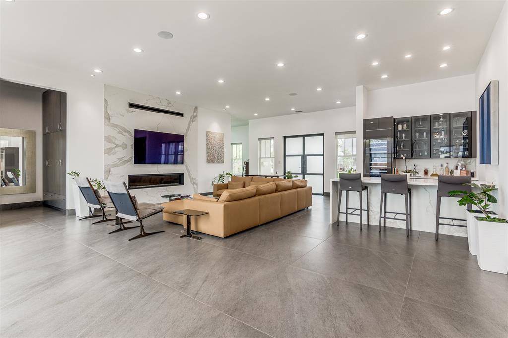 5618 Goodwin Avenue, Dallas, TX 75206