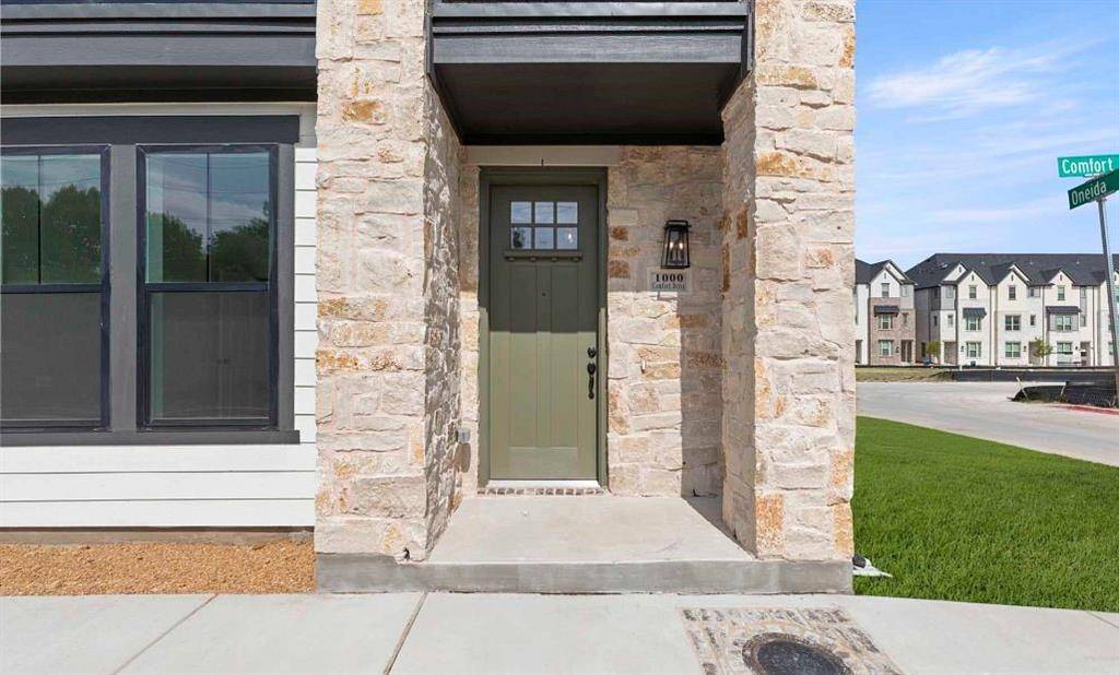 1000 Comfort Drive, Plano, TX 75075