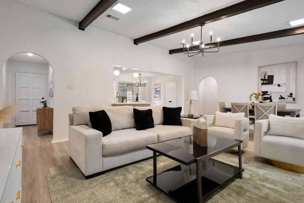 3204 Ashford Avenue, Fort Worth, TX 76133