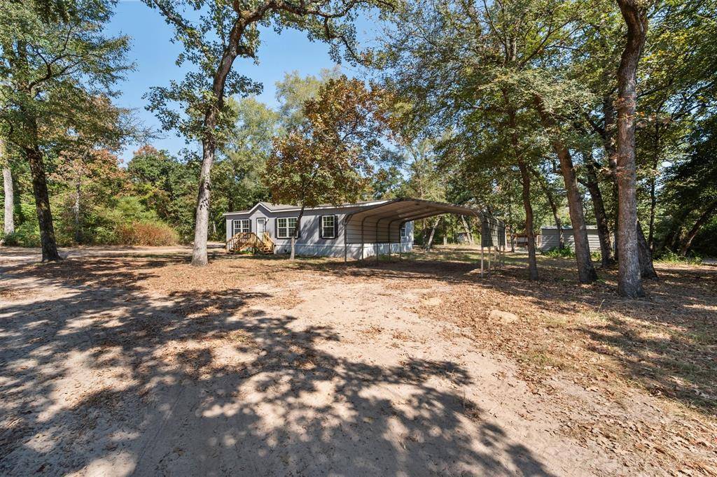139 PR 440, Buffalo, TX 75831