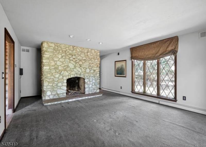 1410 Raritan Rd, Scotch Plains Twp., NJ 07076