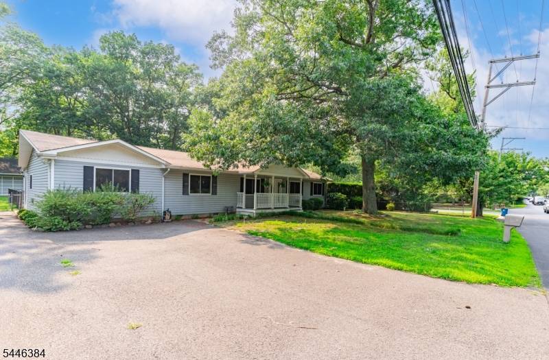 18 N Hope Chapel Rd, Jackson Twp., NJ 08527