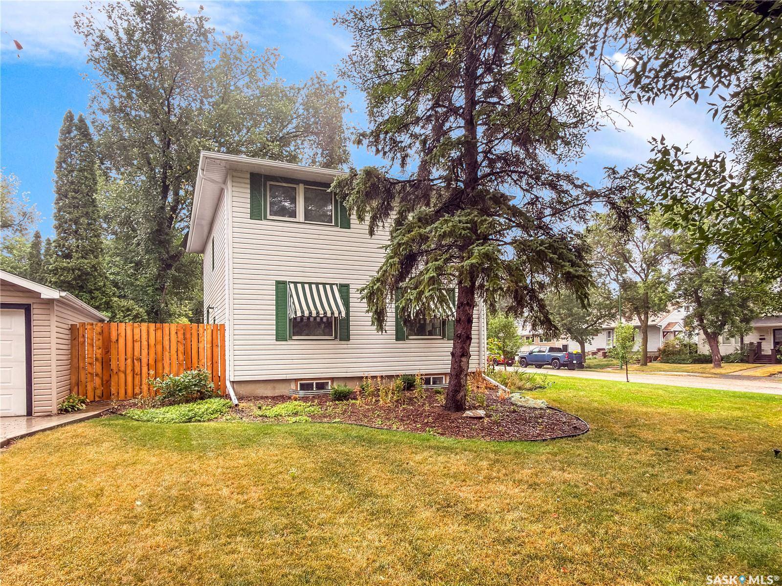 3037 ARGYLE ROAD, Regina, SK S4S 2B3