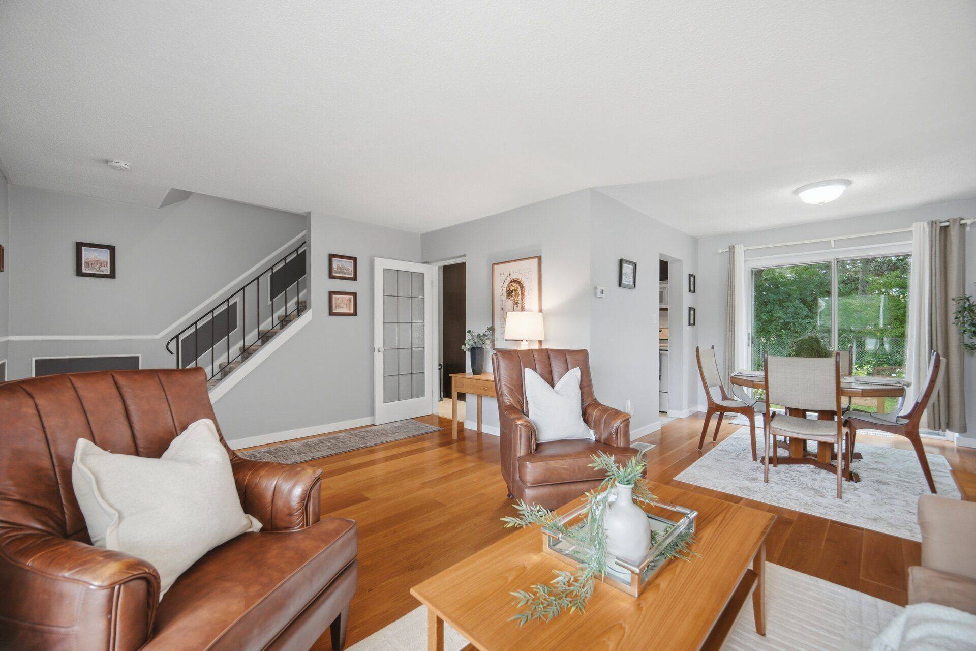 6851 Avila RD, Mississauga, ON L5N 1R9