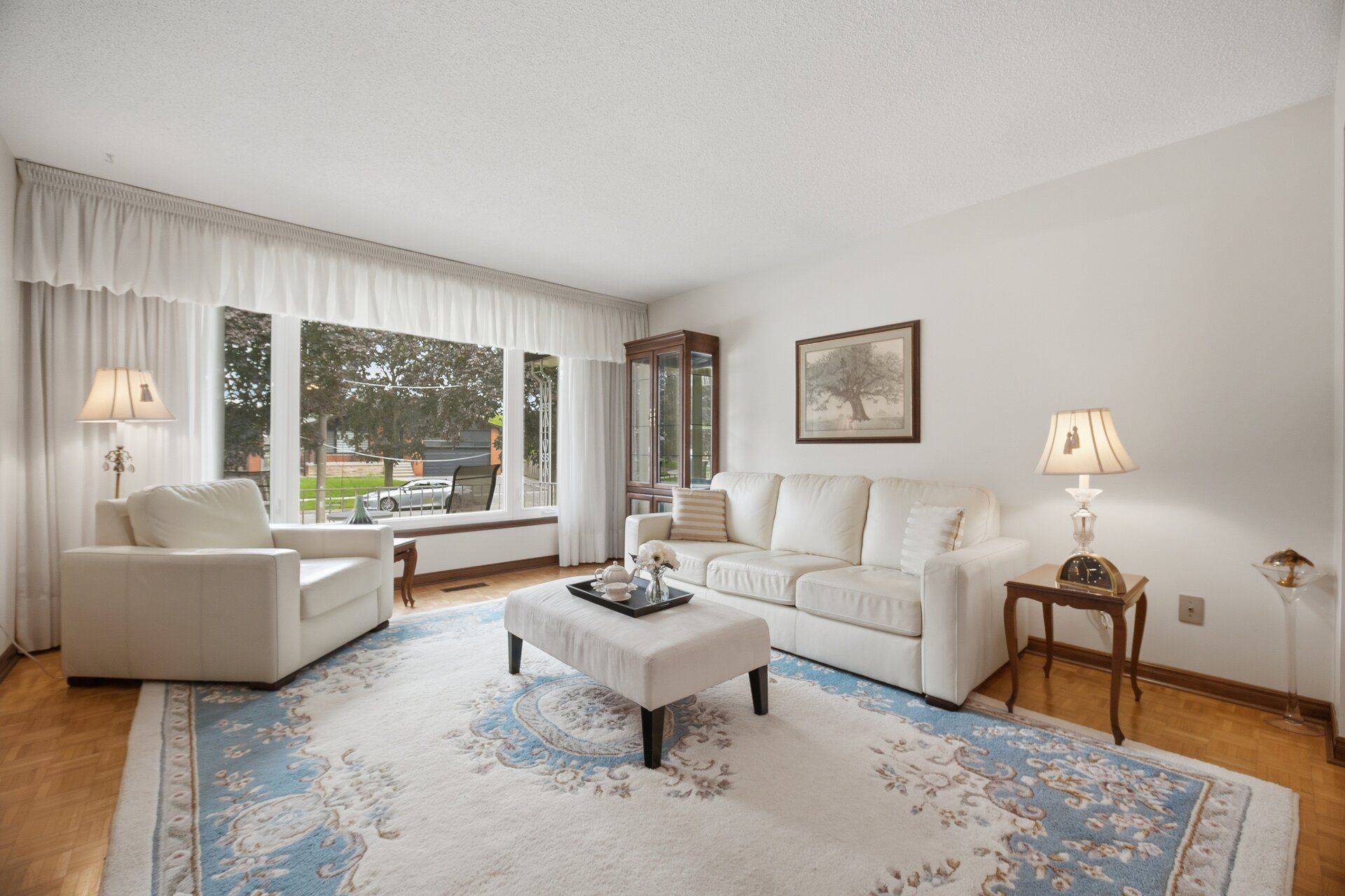 2222 FLORIAN RD, Mississauga, ON L5A 2M4