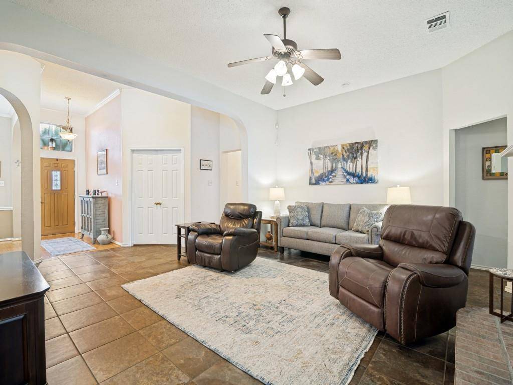10313 Evergreen Drive, Rowlett, TX 75089