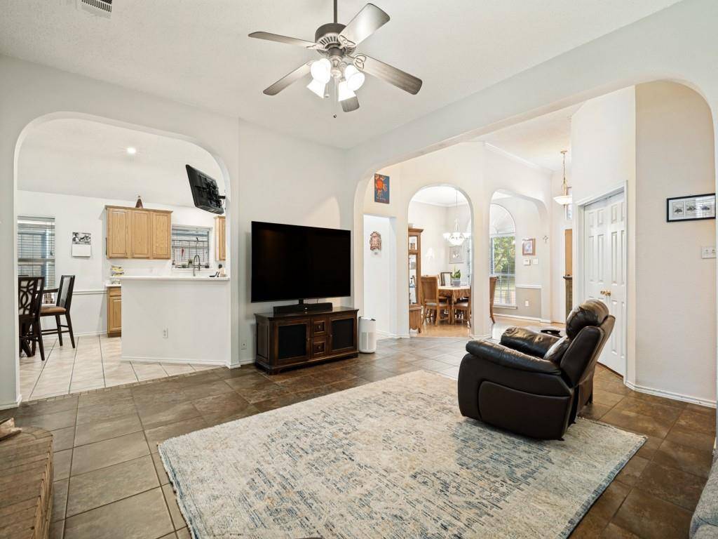 10313 Evergreen Drive, Rowlett, TX 75089