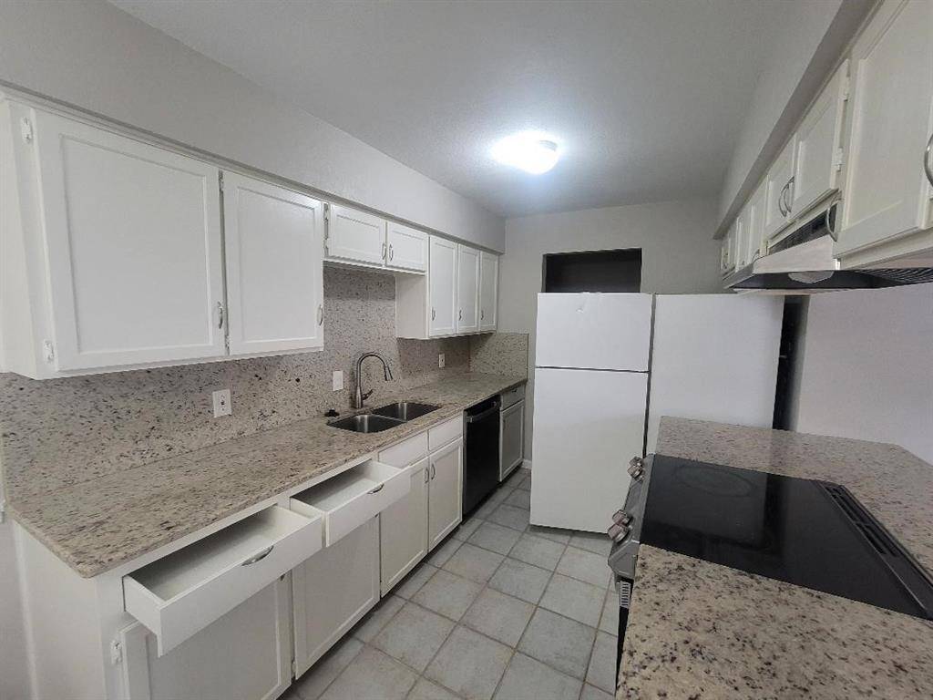 7332 Nantucket Drive, Forest Hill, TX 76140