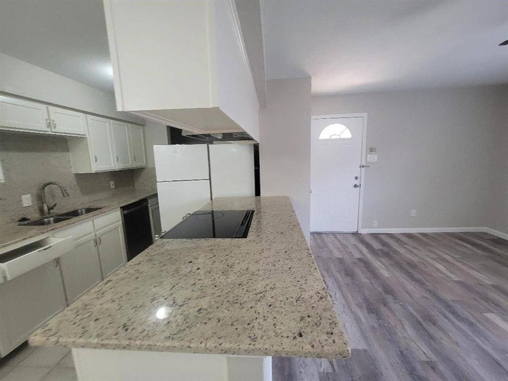 7332 Nantucket Drive, Forest Hill, TX 76140