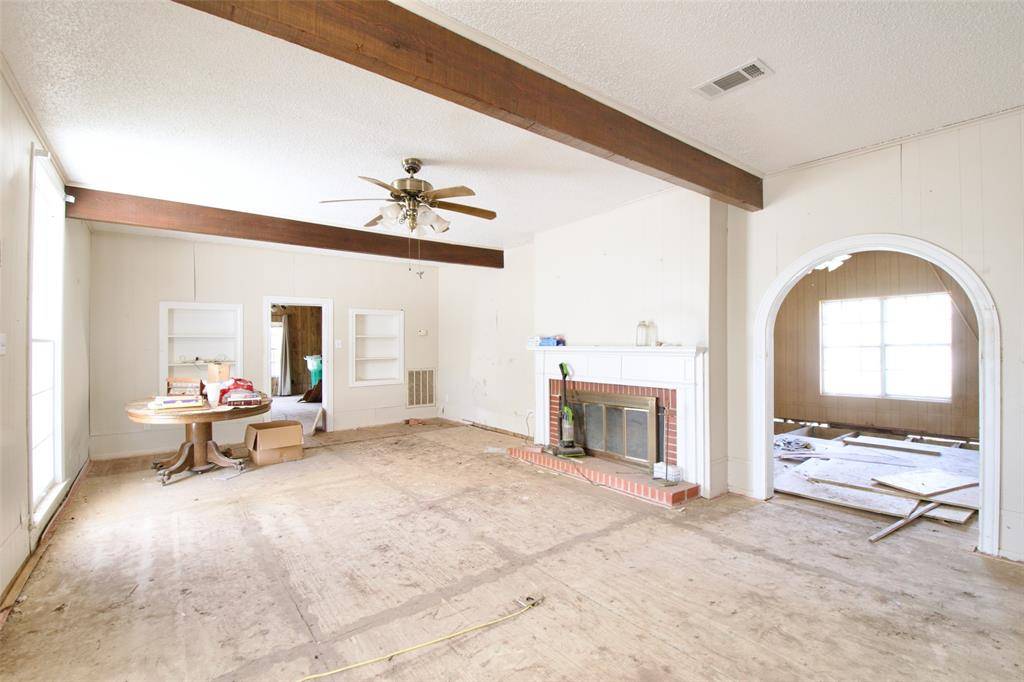 1202 Tyler, Thornton, TX 76687