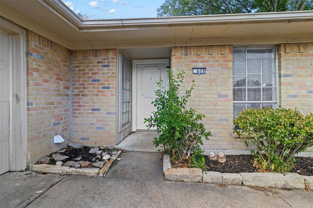 609 Shadyglen Drive, Allen, TX 75002
