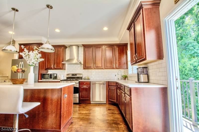 199 D Amboy Ave #199D, Metuchen Boro, NJ 08840