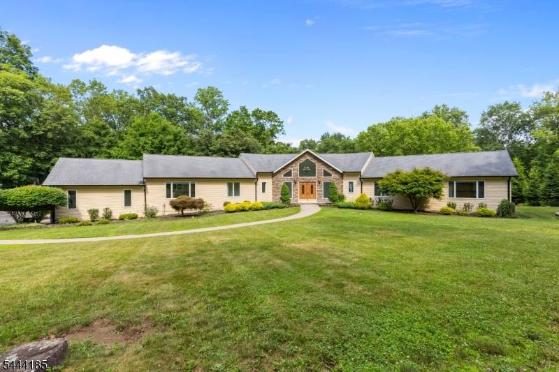 720 Berdan Ave, Wayne Twp., NJ 07470
