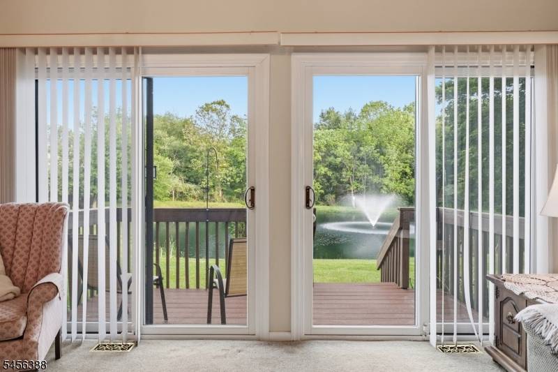 10 Oriole Ter, Hampton Twp., NJ 07860