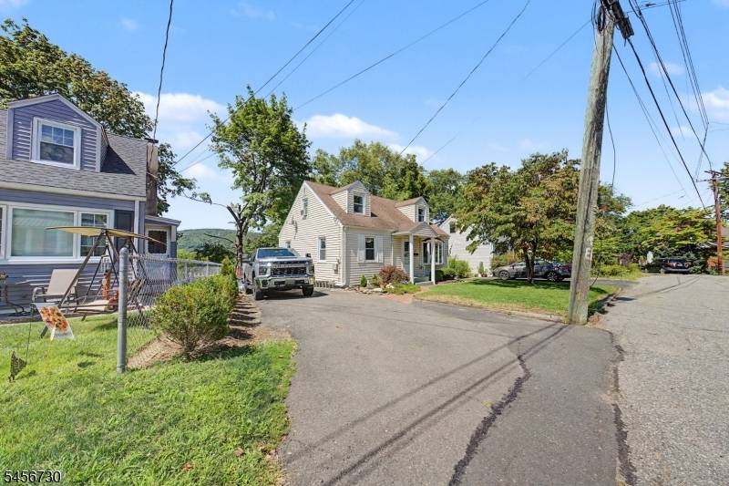 114 Warhol Ave, Mahwah Twp., NJ 07430
