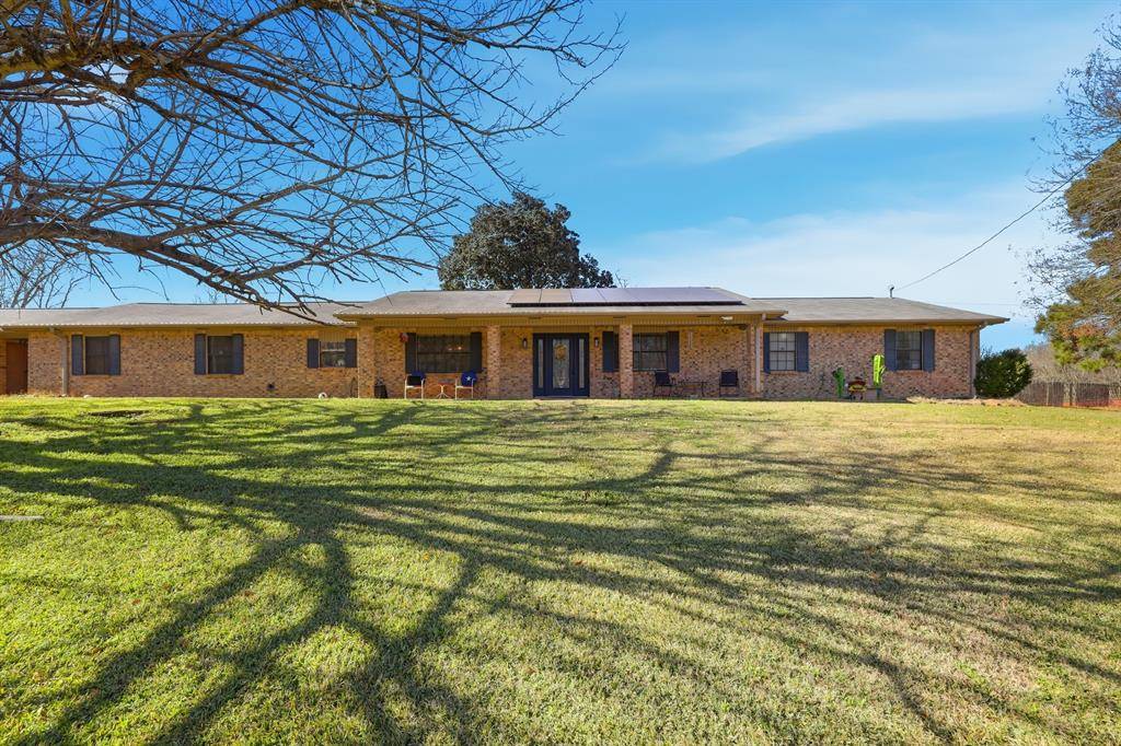 1409 Bassett Road, Palestine, TX 75803