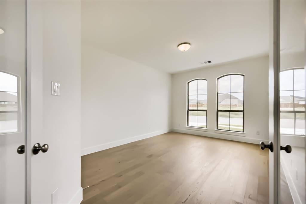 11465 Wulstone Drive, Fort Worth, TX 76052