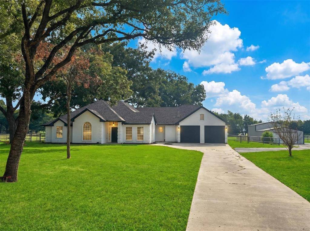 9986 Copeland Place, Pilot Point, TX 76258