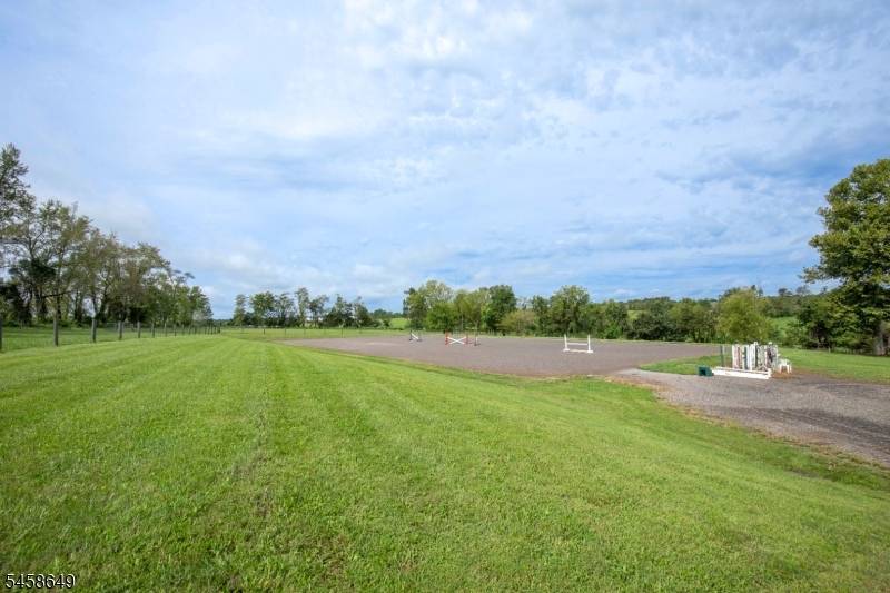 71 Rainbow Hill Rd, East Amwell Twp., NJ 08822
