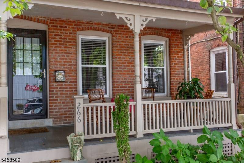 266 N Union St, Lambertville City, NJ 08530
