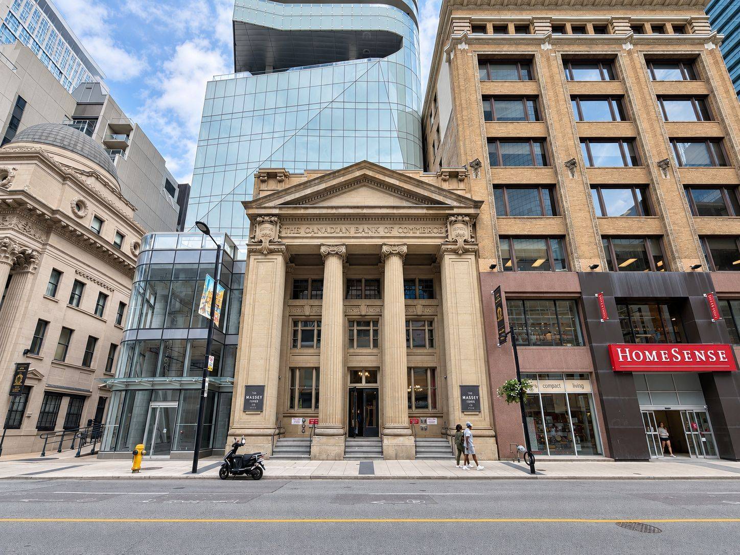 197 Yonge ST #4213, Toronto C08, ON M5B 0C1