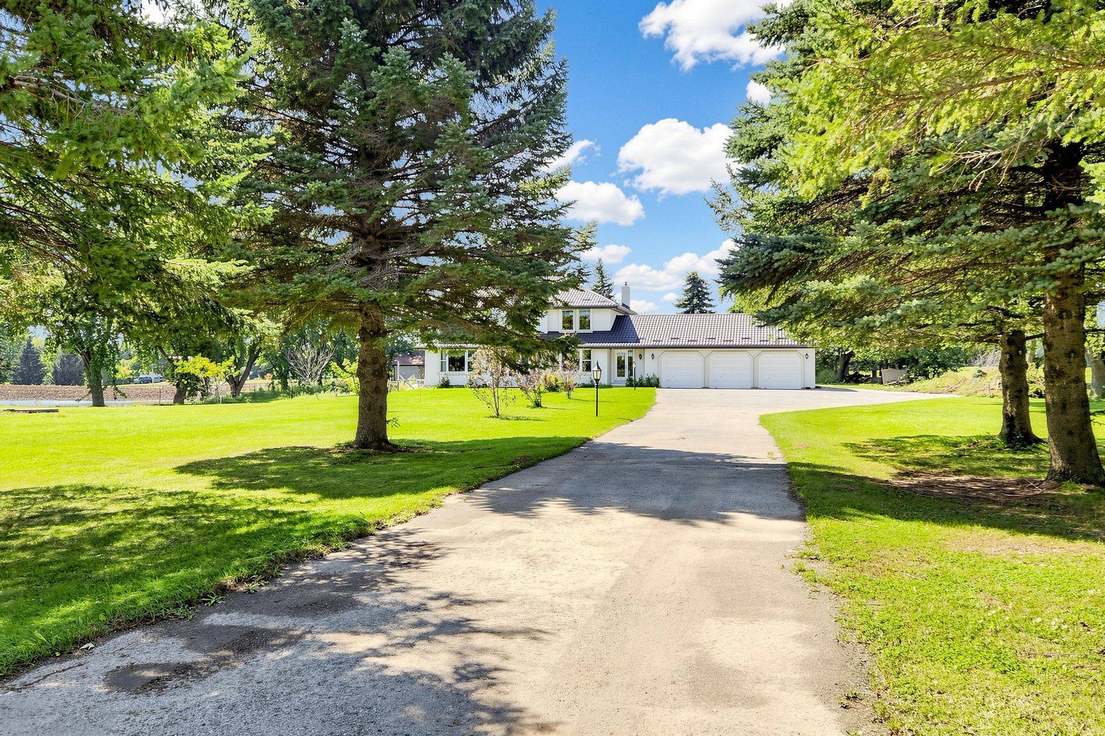 4436 20 Side RD, Bradford West Gwillimbury, ON L0L 1R0