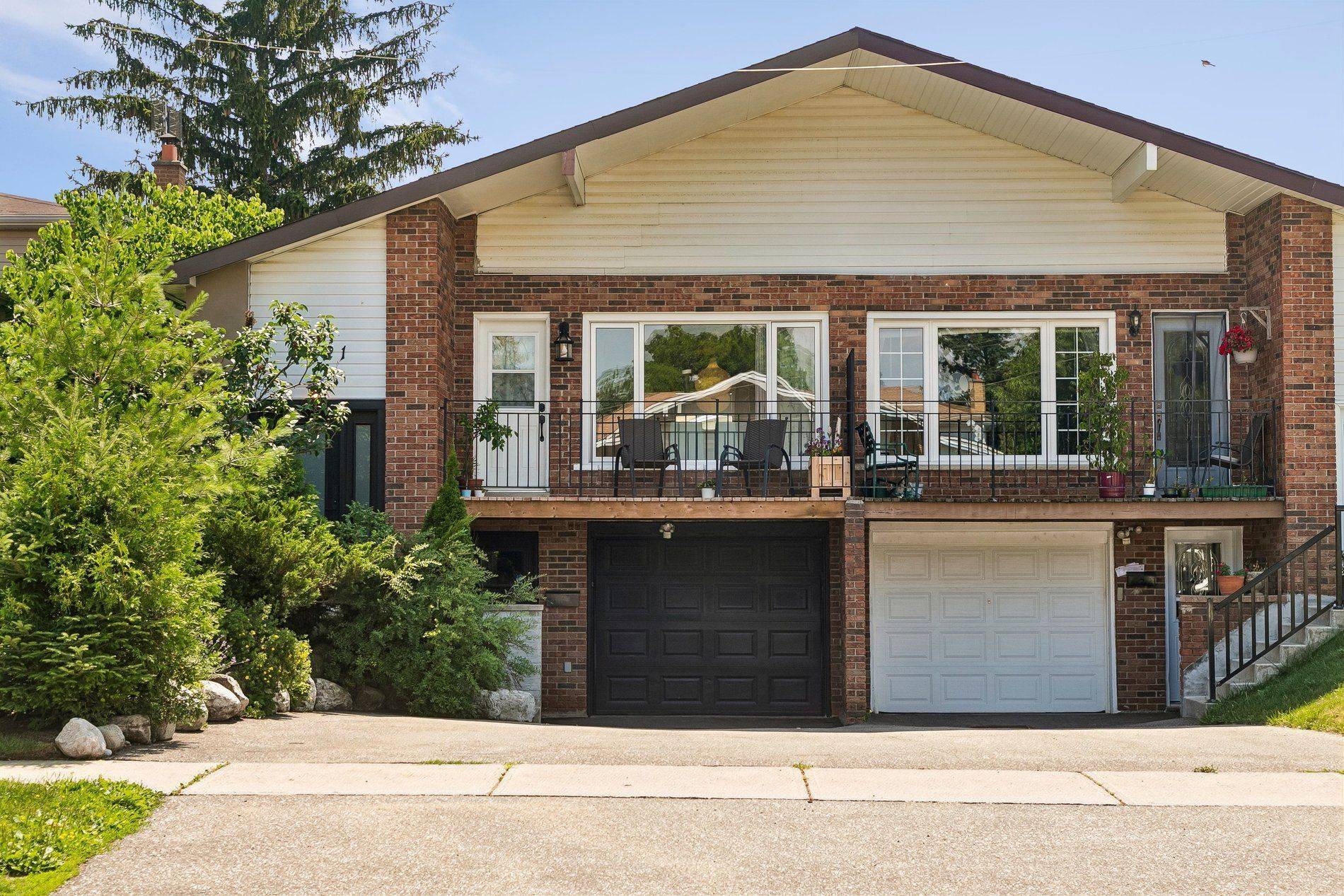 2621 Windjammer RD, Mississauga, ON L5L 1H7