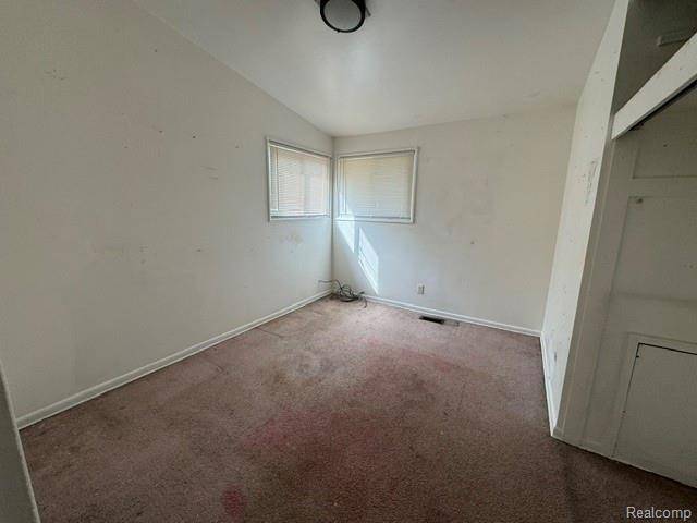 19264 Beaverland ST, Detroit, MI 48219