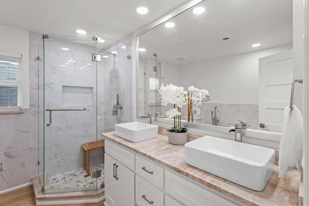 7938 Hillfawn Circle, Dallas, TX 75248