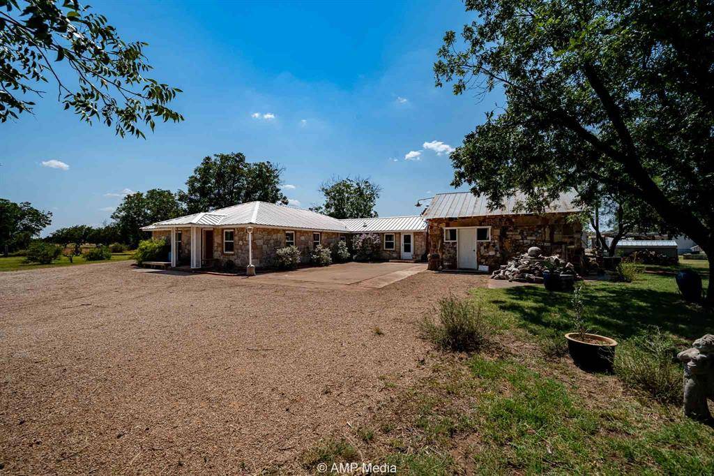 128 County Road 104, Roby, TX 79543
