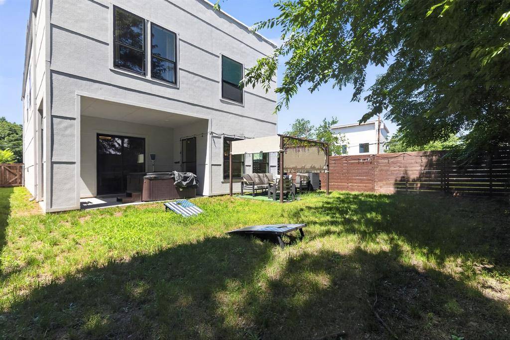 1704 Mcbroom Street, Dallas, TX 75212