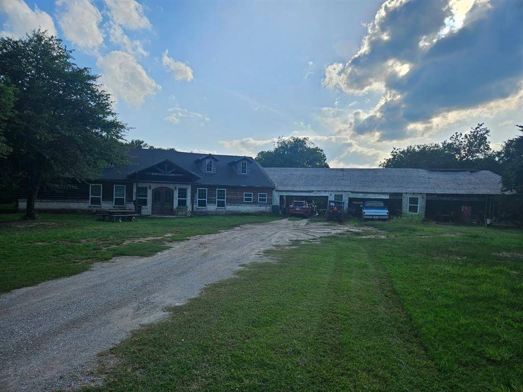 138 County Road 4876, Newark, TX 76071