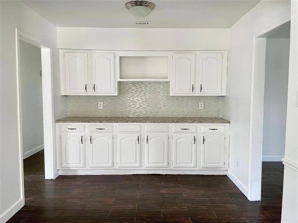 1305 W Spring Creek Parkway, Plano, TX 75023
