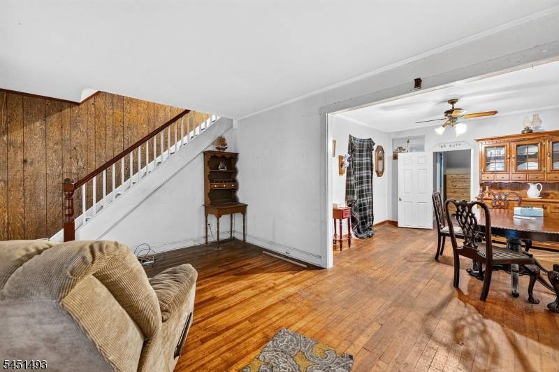 66 Charles St, Metuchen Boro, NJ 08840