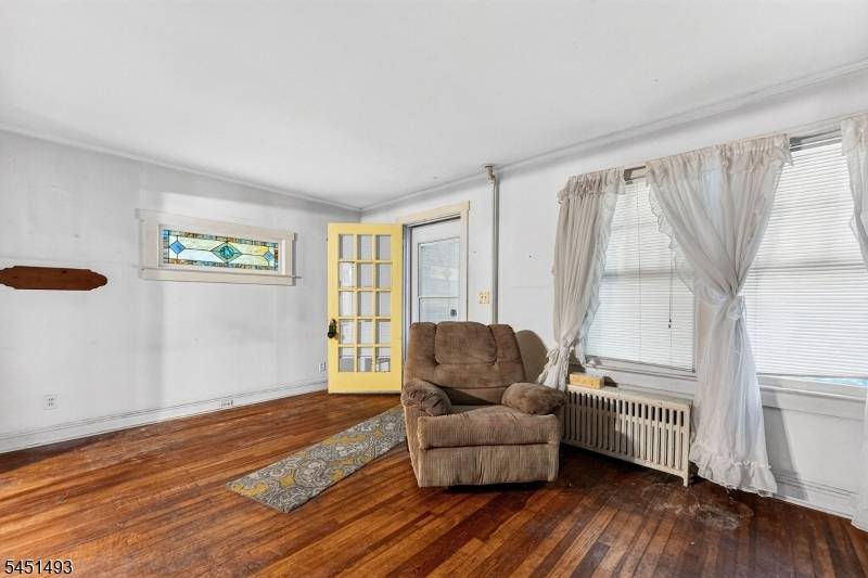 66 Charles St, Metuchen Boro, NJ 08840