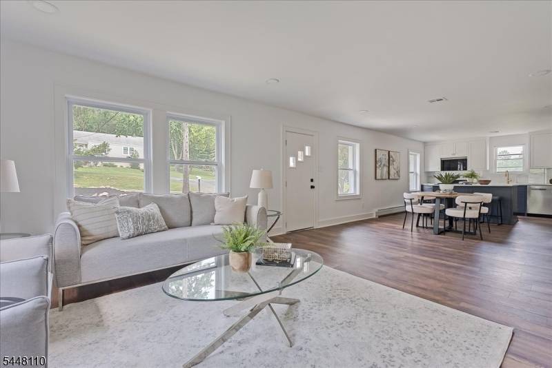 74 Hook Mountain Rd, Montville Twp., NJ 07045