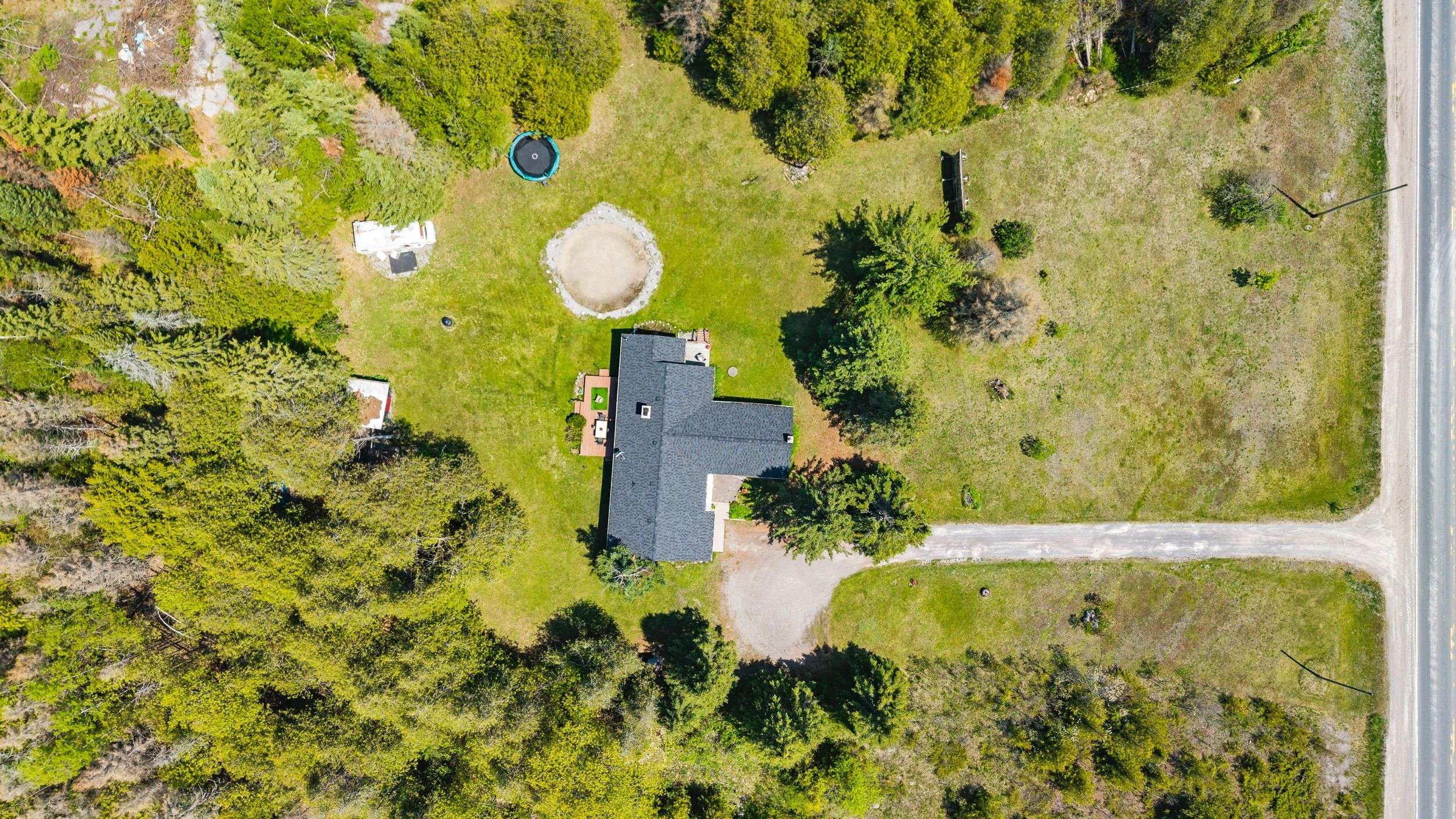 518 County Rd 6 RD, Douro-dummer, ON K0L 2H0
