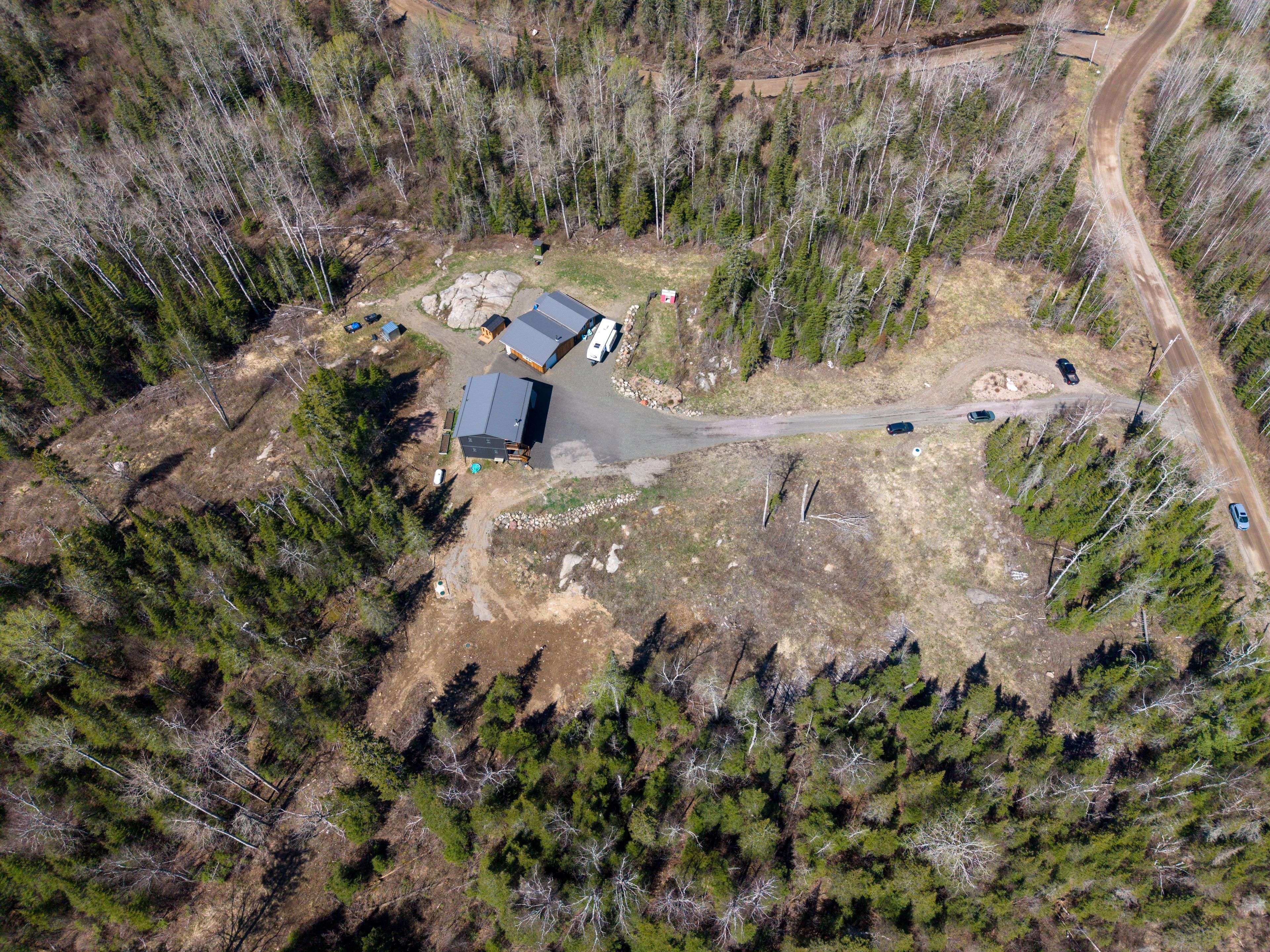 1035 Peterson RD, Thunder Bay Remote Area, ON P7G 0P1