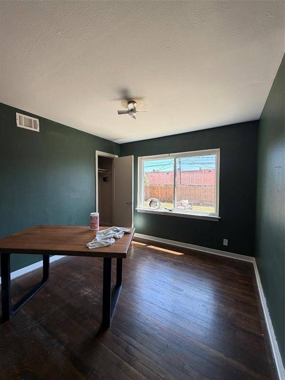 2350 Dunloe Drive, Dallas, TX 75228