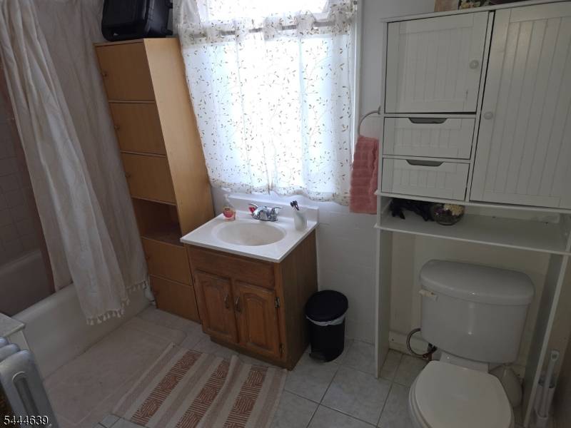 350 S Harrison St, East Orange City, NJ 07018